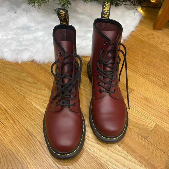 Dr Marten 1460 W Boot - Picture 2 of 6